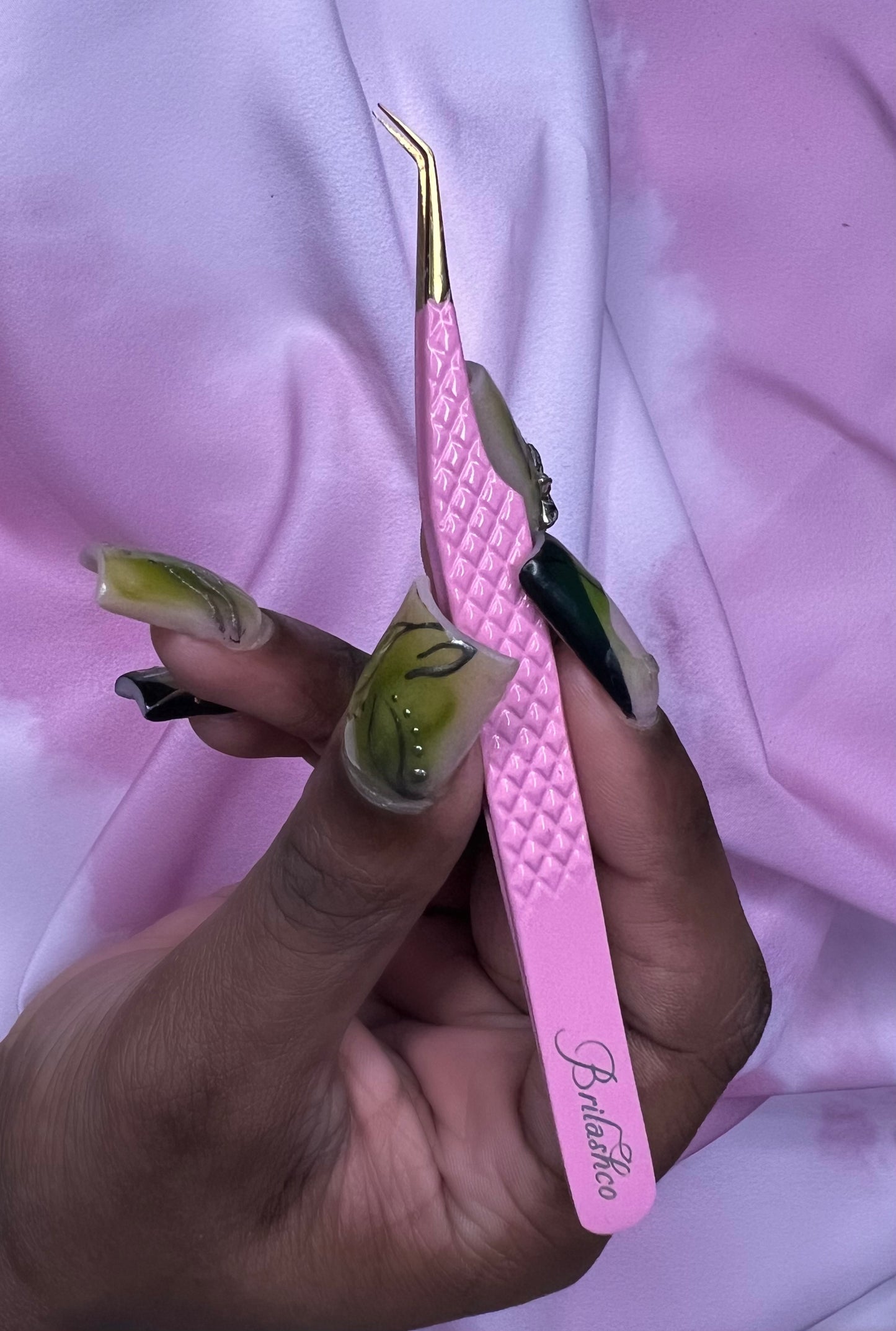 Angled Bottom Lash Tweezer